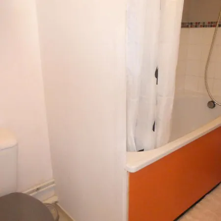 Avec Balcon, Acces Direct A La Plage, Garage Privatif - Fr-1-224-788 Apartment *