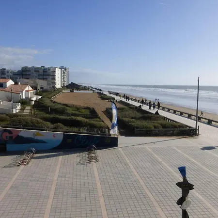 Avec Balcon, Acces Direct A La Plage, Garage Privatif - Fr-1-224-788 *